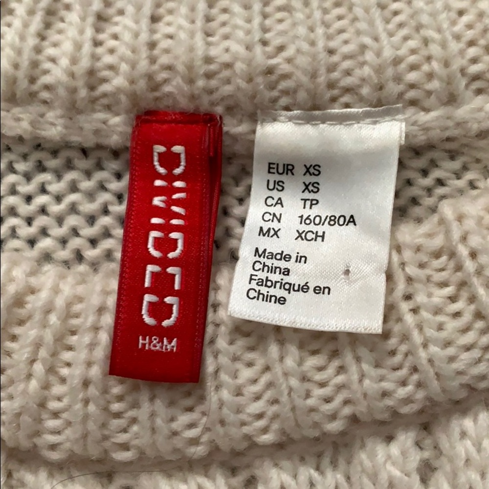 H&M chunky sweater - Picture 2 of 2